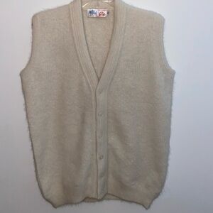 Vintage Monte Carlo Collection Kid Angora Sweater Vest size 40, good condition